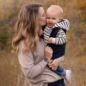 Meet your Posher, Dana